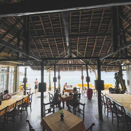 Why Not Guest House Хиккадува Экстерьер фото