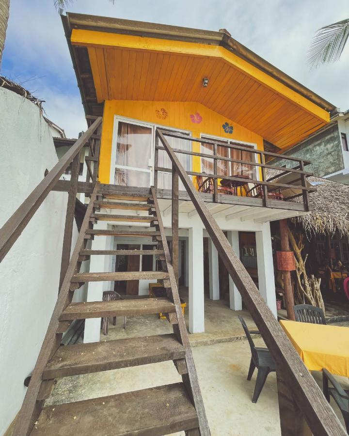 Why Not Guest House Хиккадува Экстерьер фото