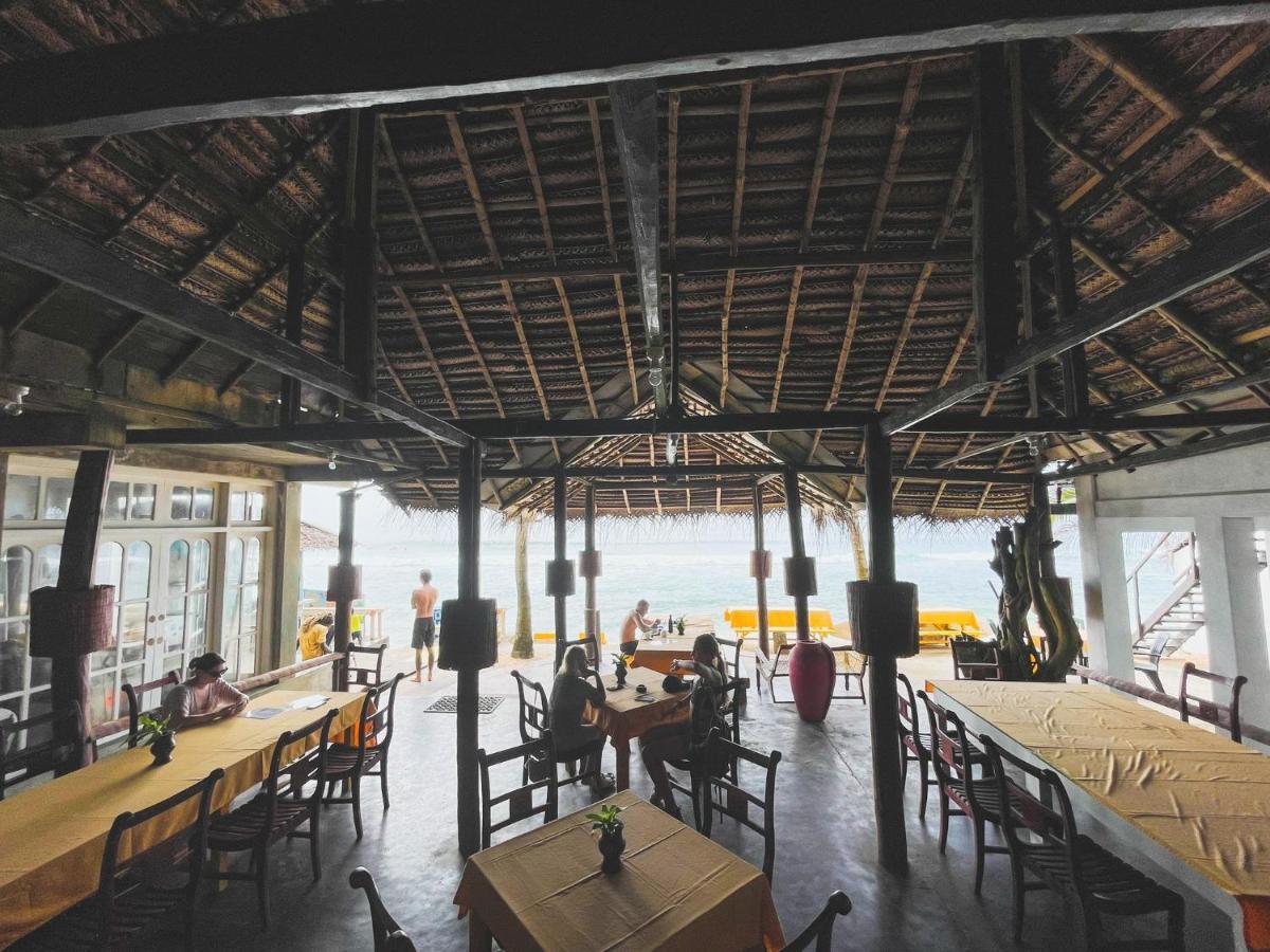 Why Not Guest House Хиккадува Экстерьер фото