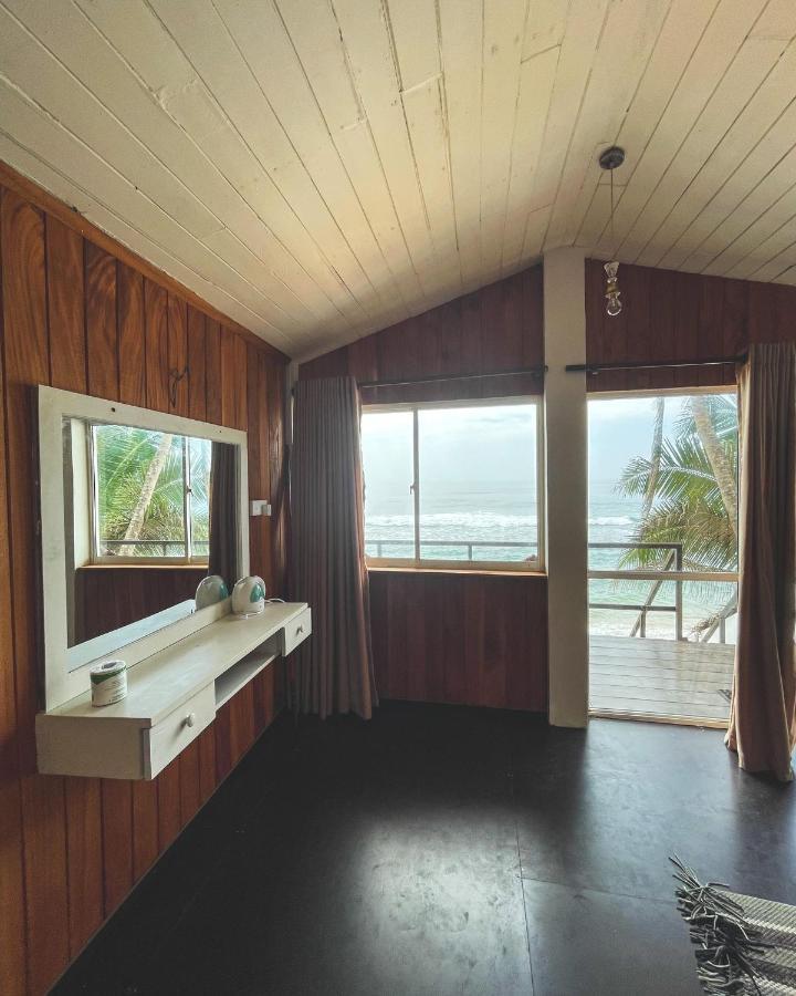 Why Not Guest House Хиккадува Экстерьер фото