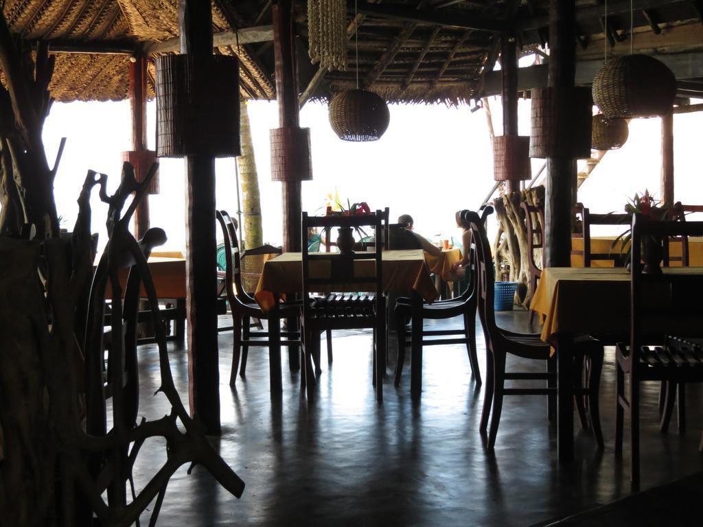 Why Not Guest House Хиккадува Экстерьер фото